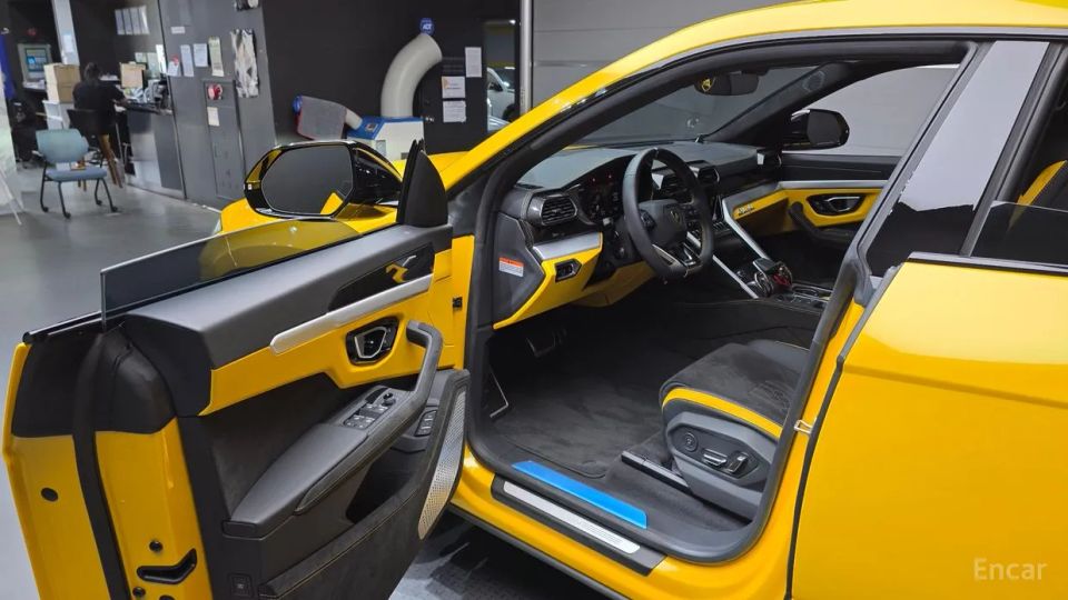 Lamborghini urus