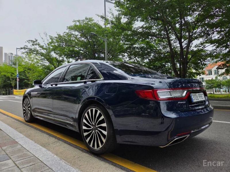 Lincoln Continental