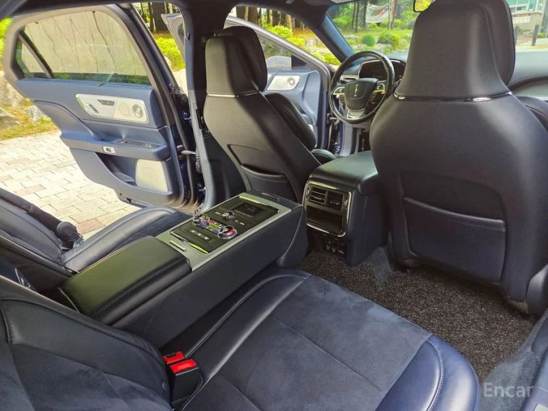 Lincoln Continental