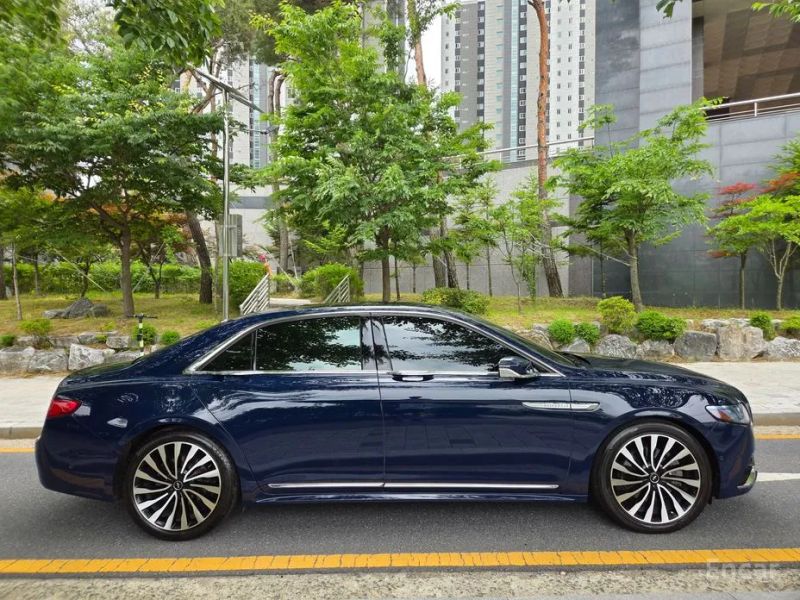 Lincoln Continental