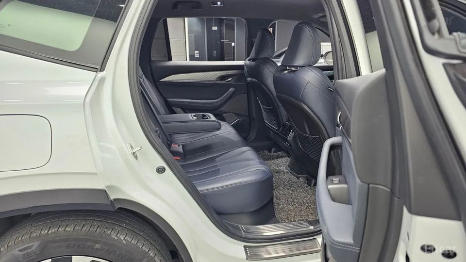 Renault-KoreaSamsung Grand Koleos