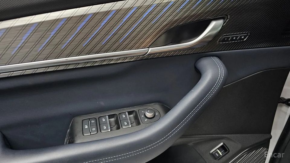 Renault-KoreaSamsung Grand Koleos