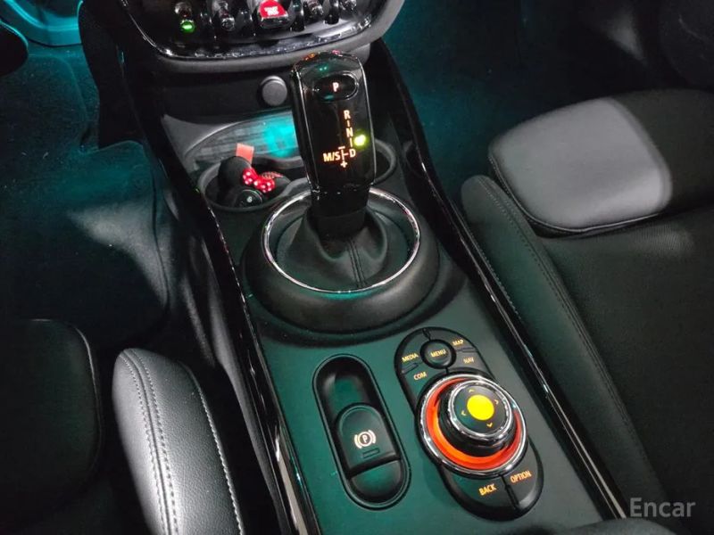 Mini clubman