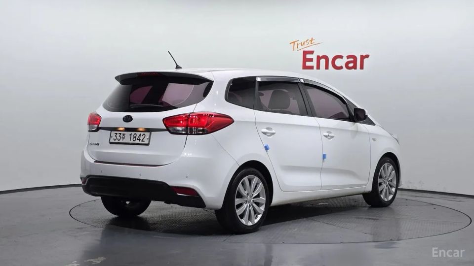 Kia Carens