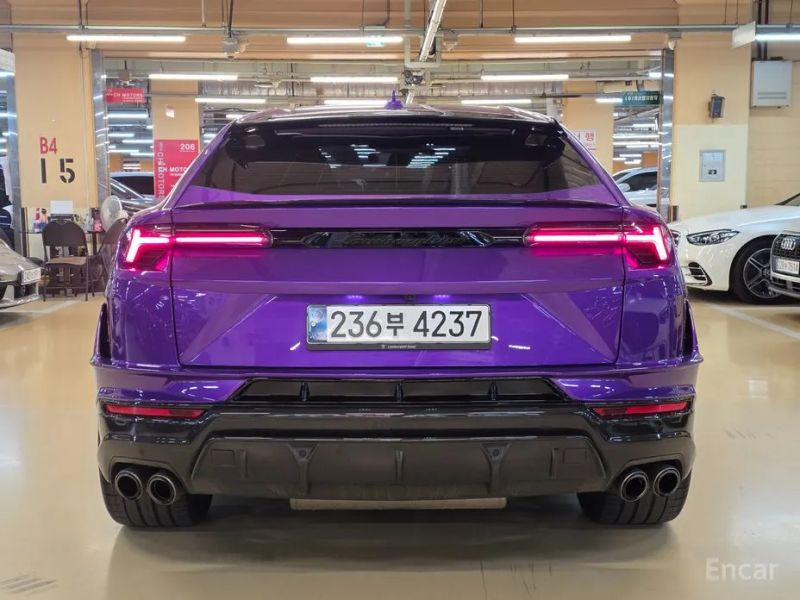 Lamborghini urus