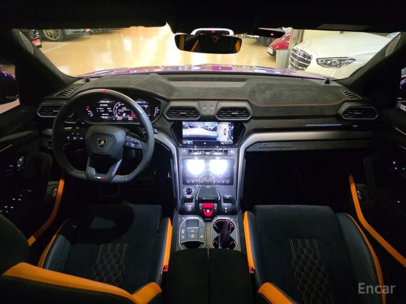 Lamborghini urus