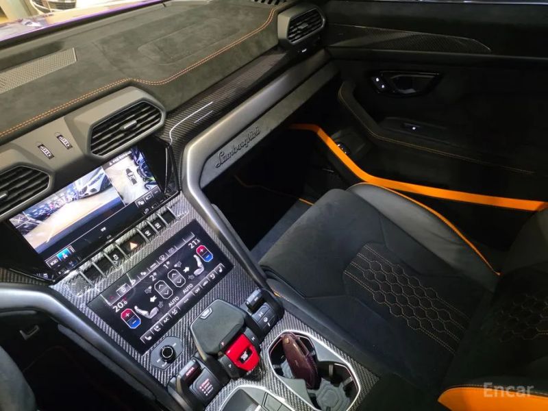 Lamborghini urus
