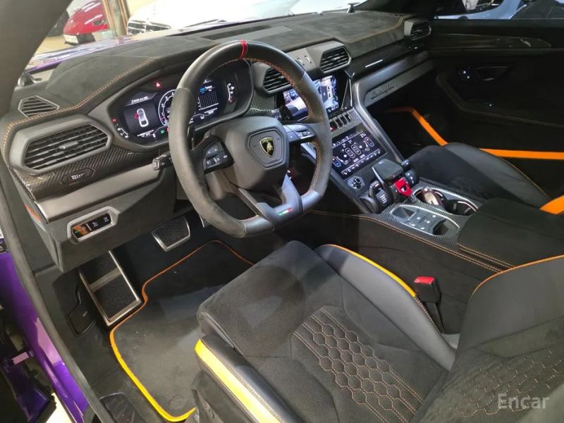 Lamborghini urus