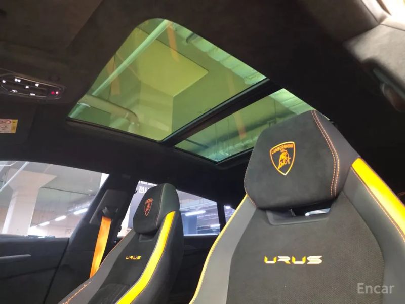 Lamborghini urus