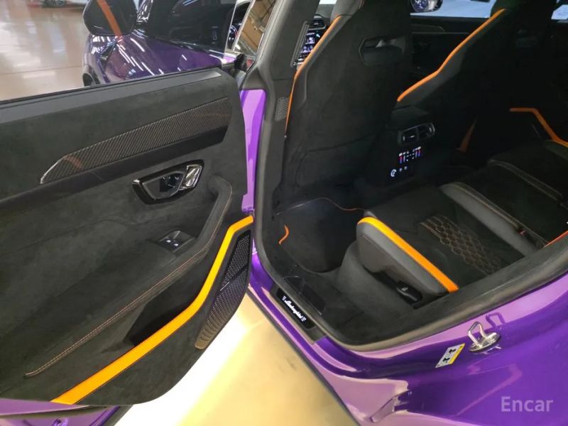 Lamborghini urus