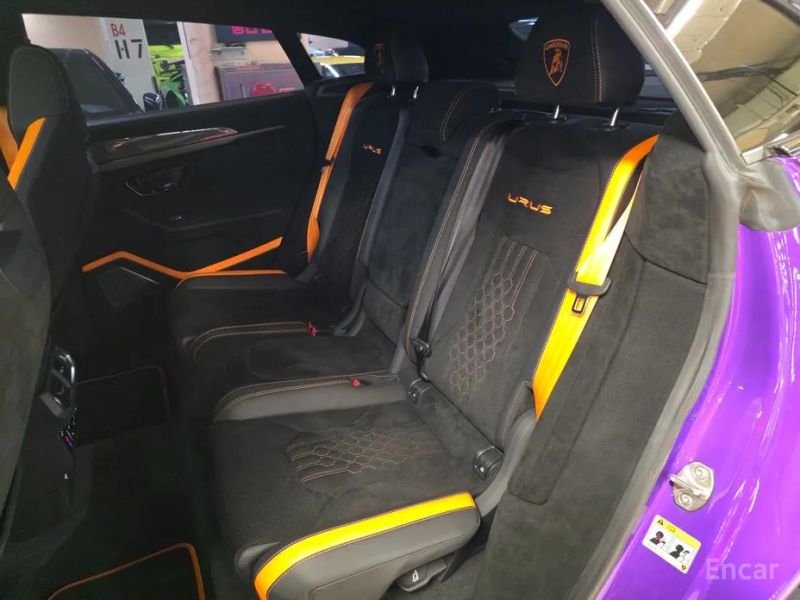 Lamborghini urus