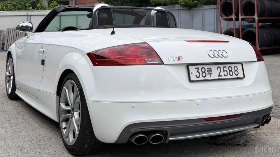 Audi TTS