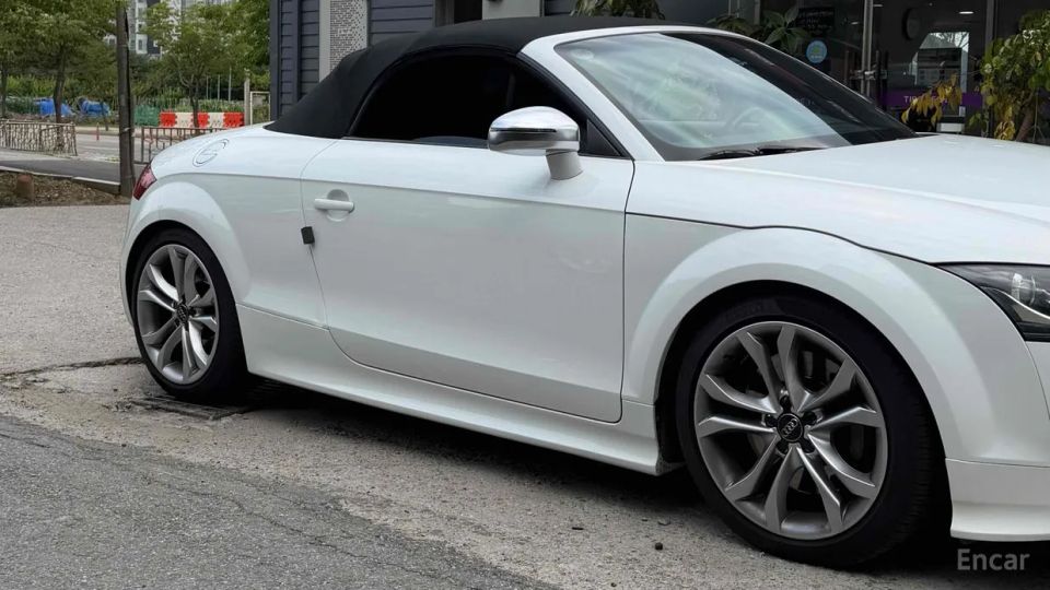 Audi TTS