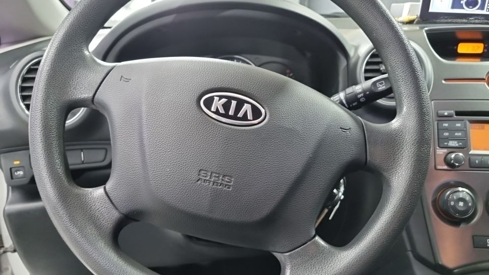 Kia Carens