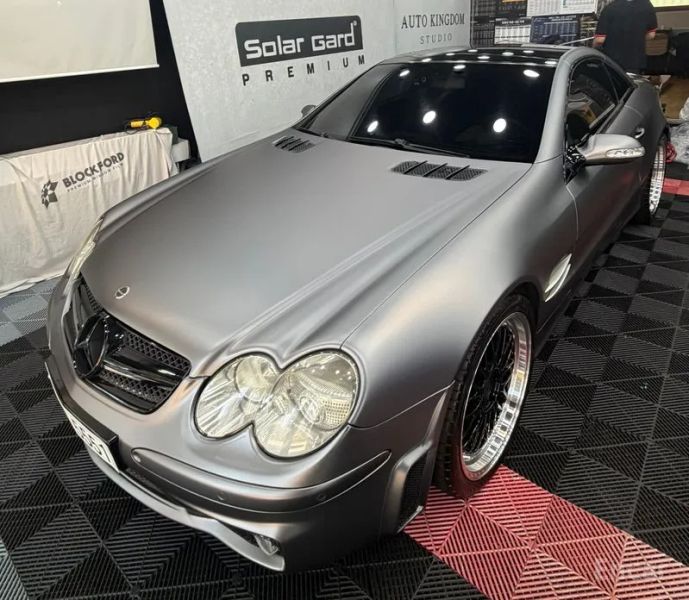 Mercedes-Benz SL-Class