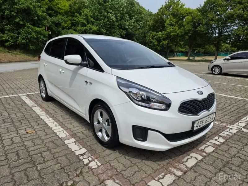 Kia Carens