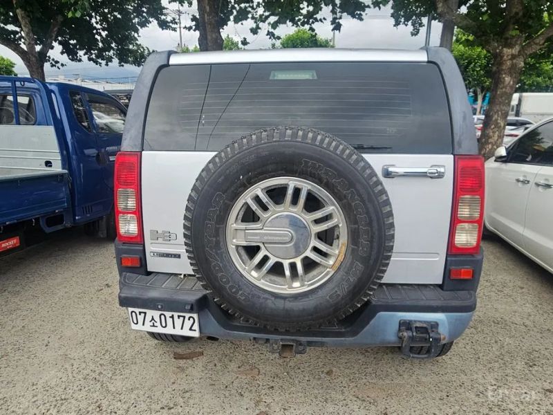 Hummer H3