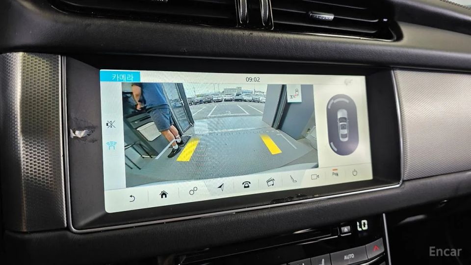 Jaguar xf