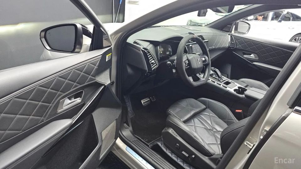 Citroen-DS DS7
