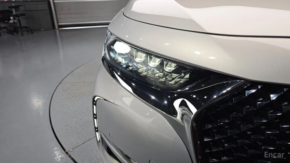 Citroen-DS DS7