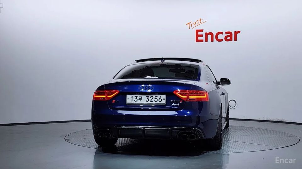 Audi S5