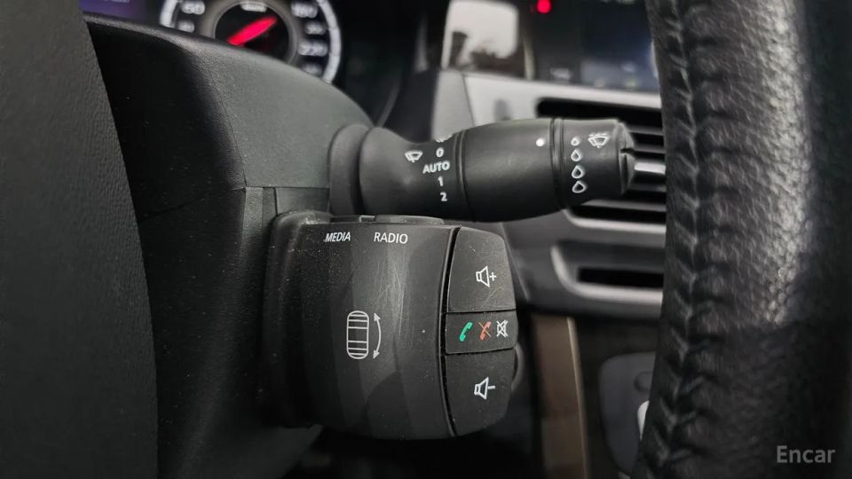 Renault-KoreaSamsung SM5
