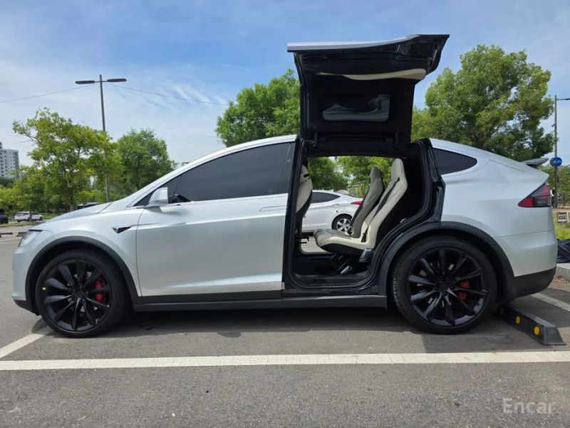 Tesla model-x