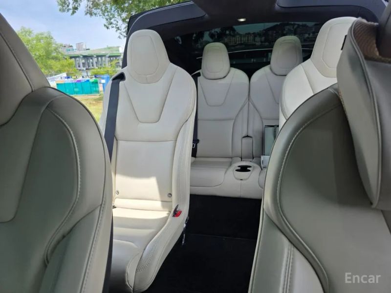 Tesla model-x