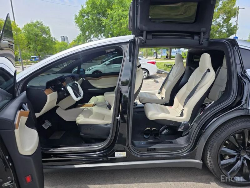 Tesla model-x