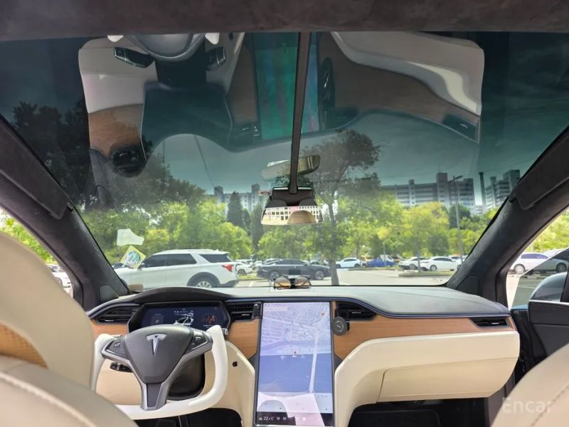 Tesla model-x