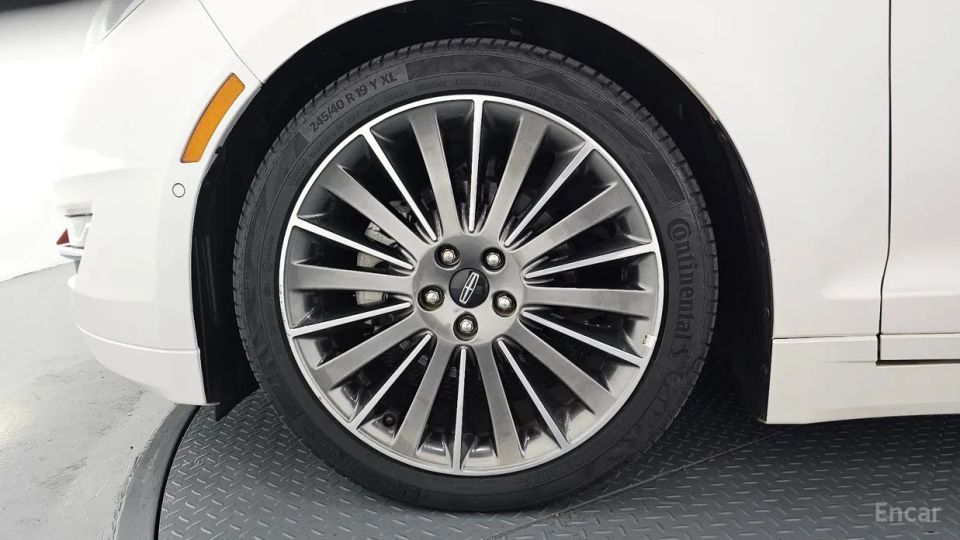 Lincoln MKZ