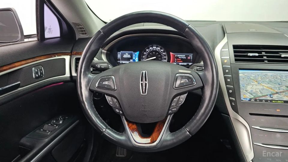 Lincoln MKZ