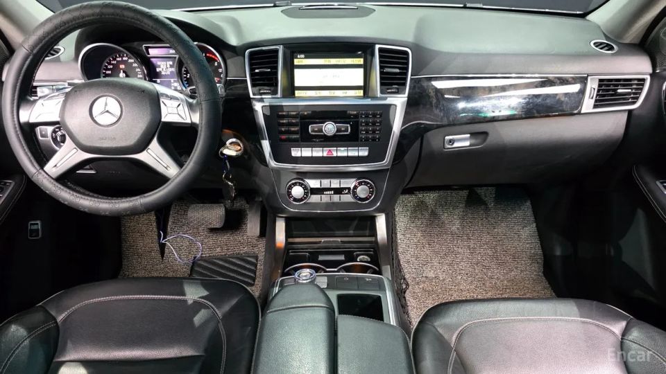 Mercedes-Benz M-class