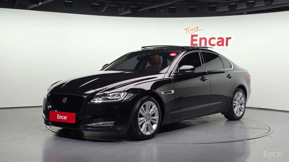 Jaguar xf