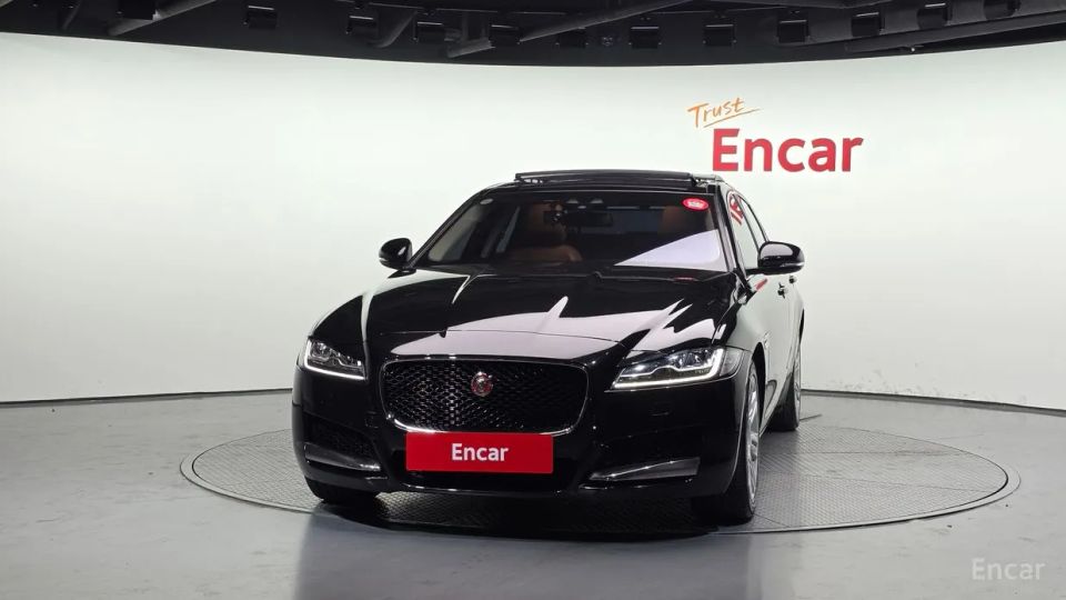 Jaguar xf