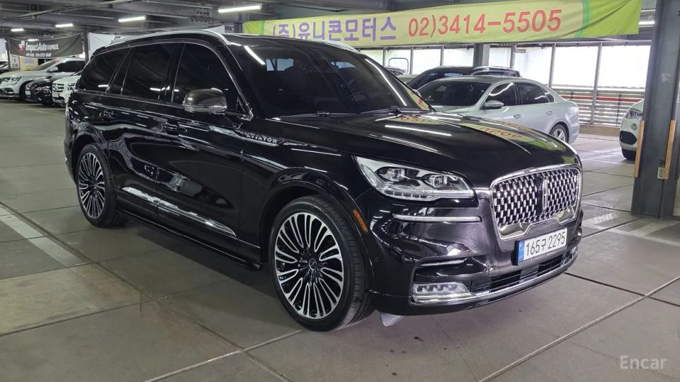 Lincoln Aviator