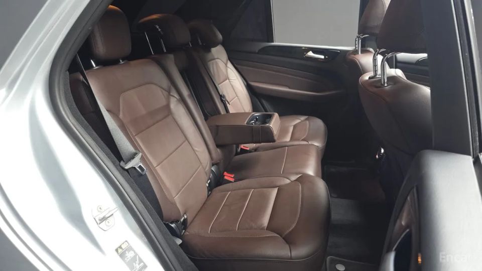 Mercedes-Benz M-class