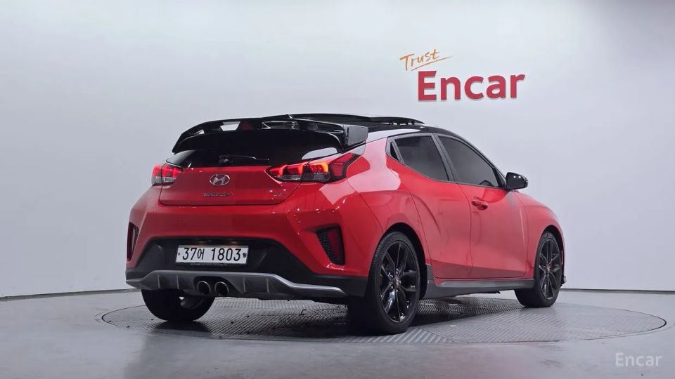 Hyundai Veloster
