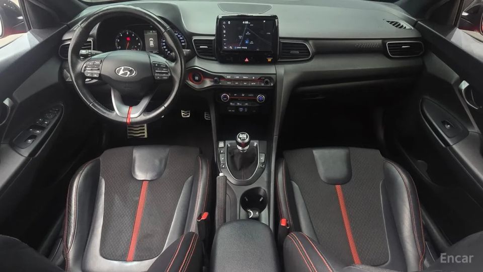Hyundai Veloster