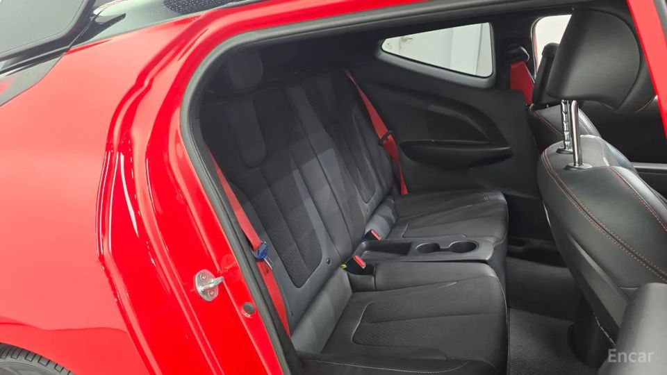 Hyundai Veloster