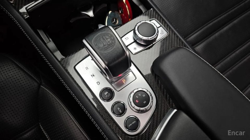 Mercedes-Benz SL-Class