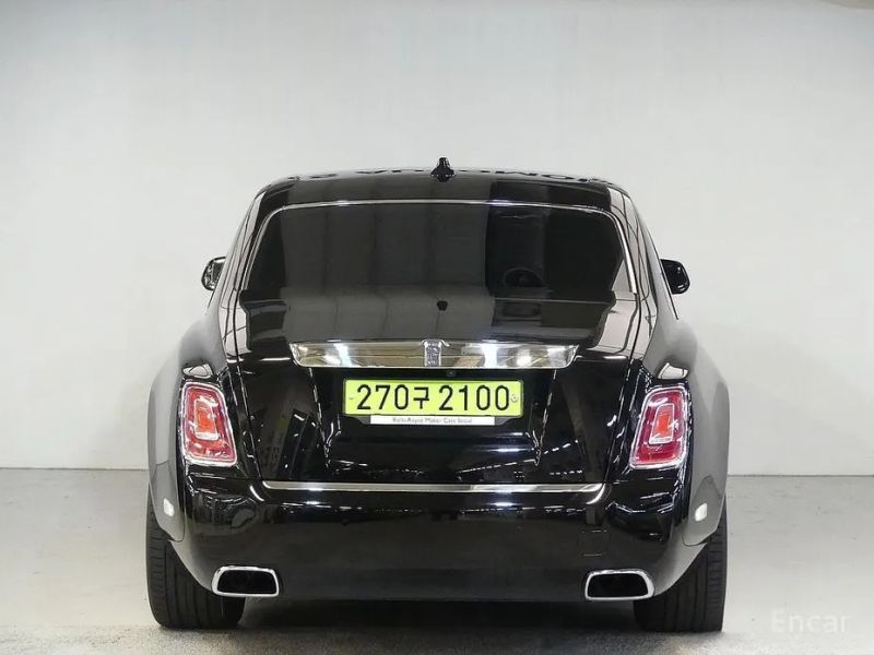 Rolls-Royce Phantom