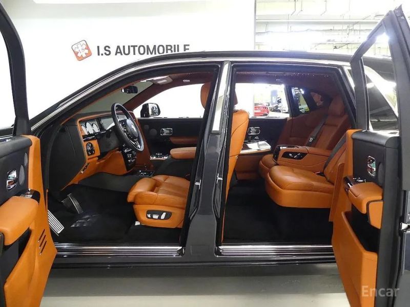 Rolls-Royce Phantom