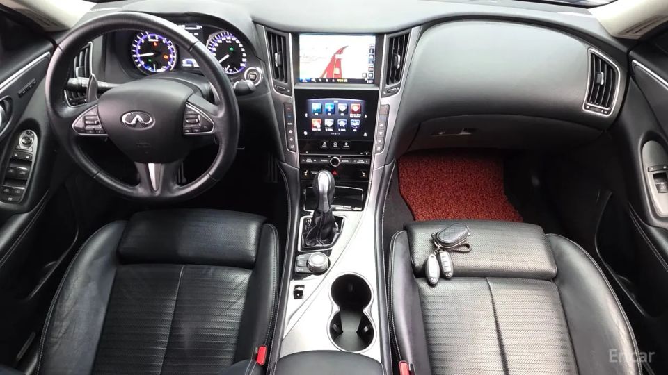 Infiniti Q50