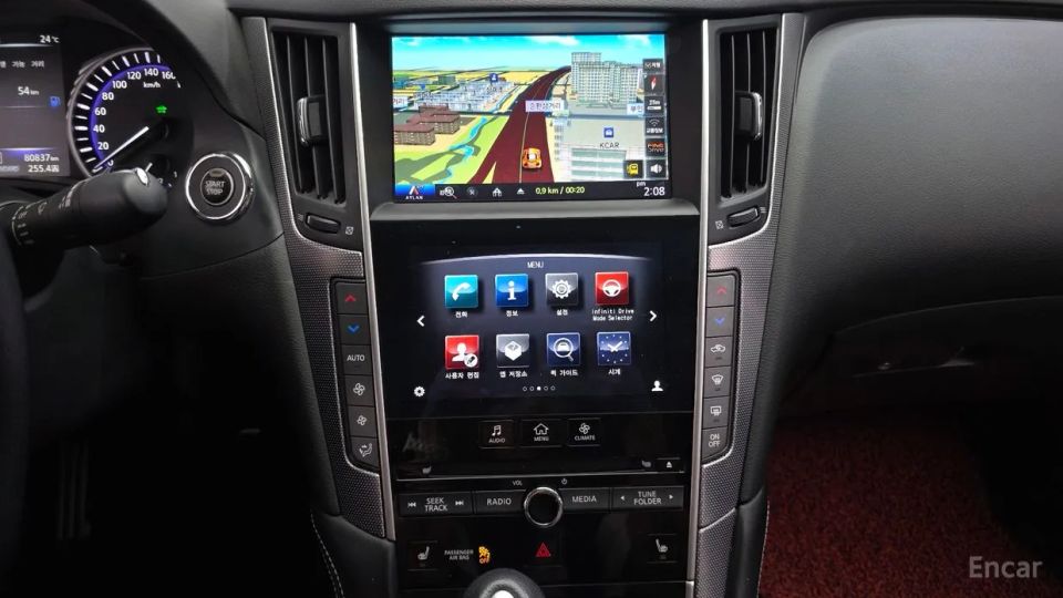 Infiniti Q50