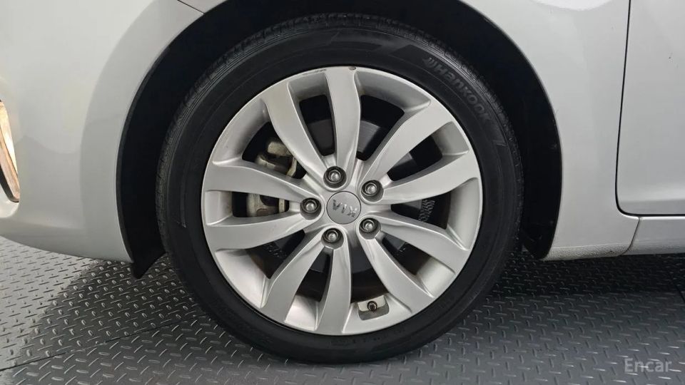 Kia Carens