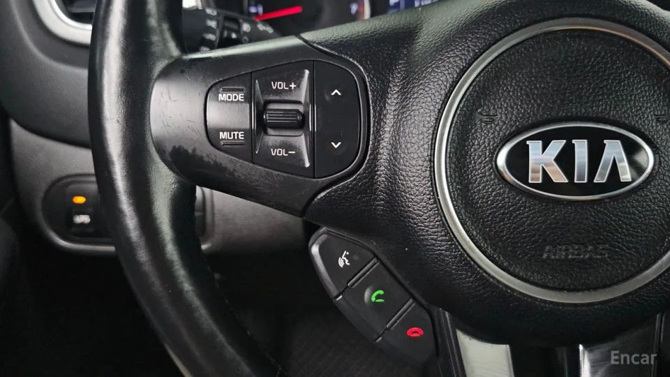 Kia Carens