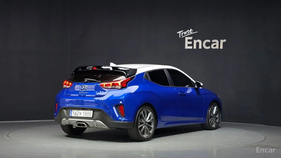 Hyundai Veloster
