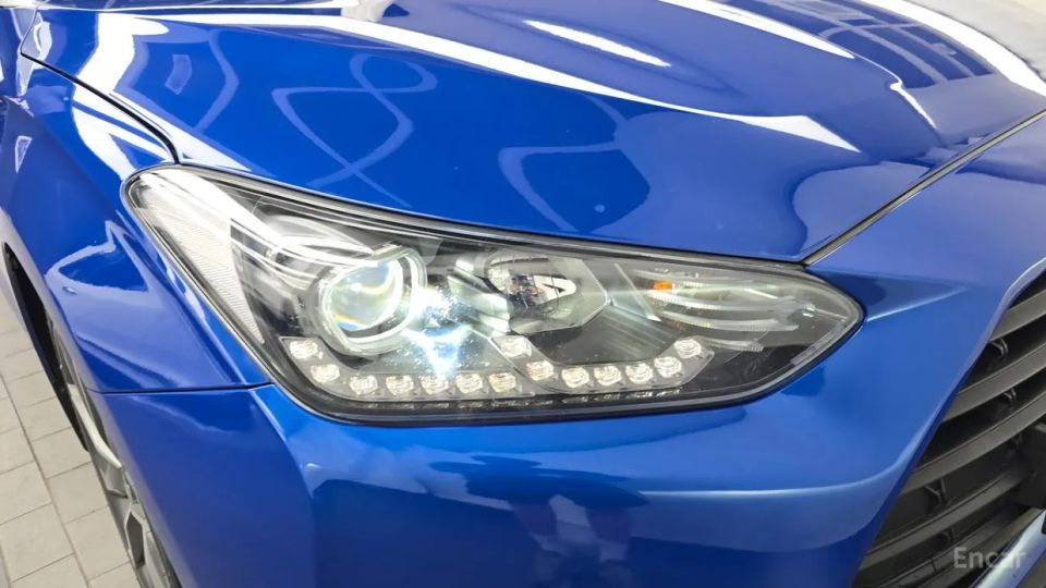 Hyundai Veloster