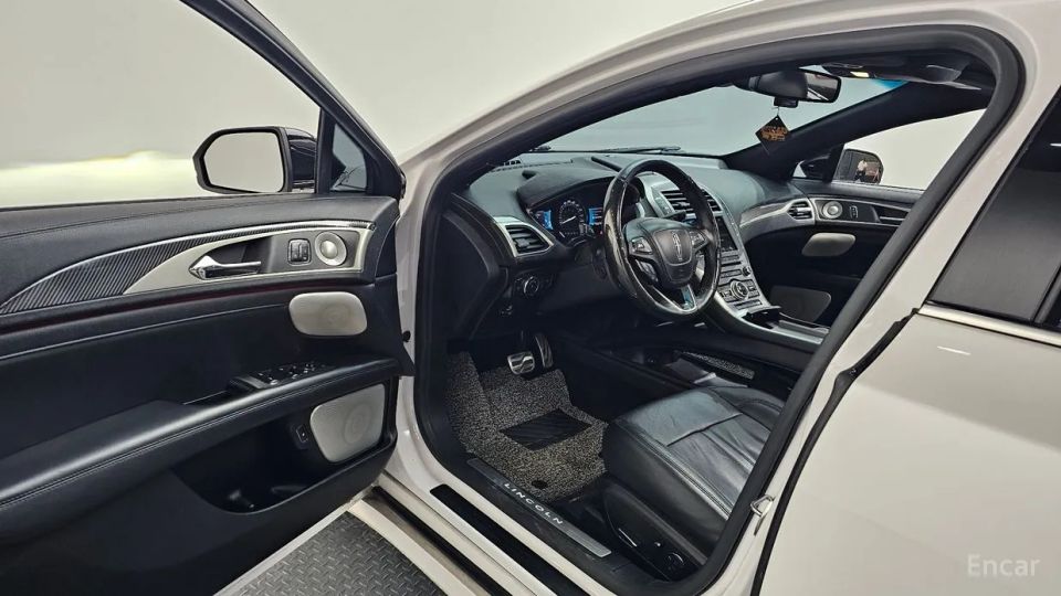 Lincoln MKZ